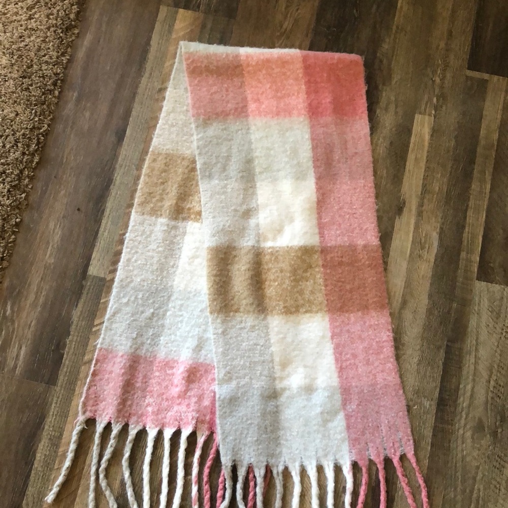 Express scarf